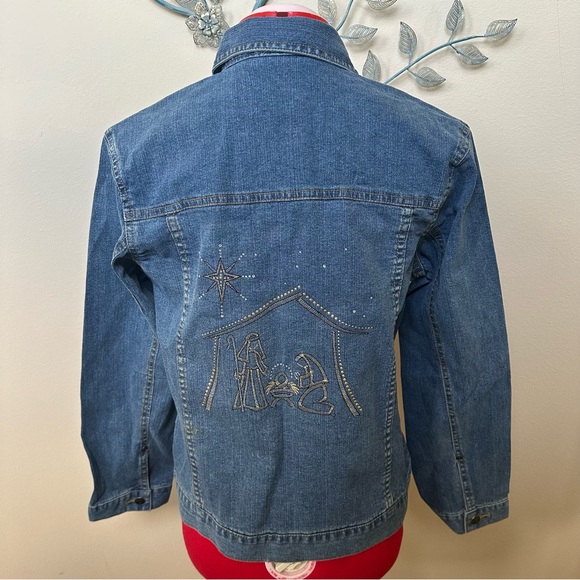 Embellished Nativity jean jacket Small NWOT - Picture 3 of 4